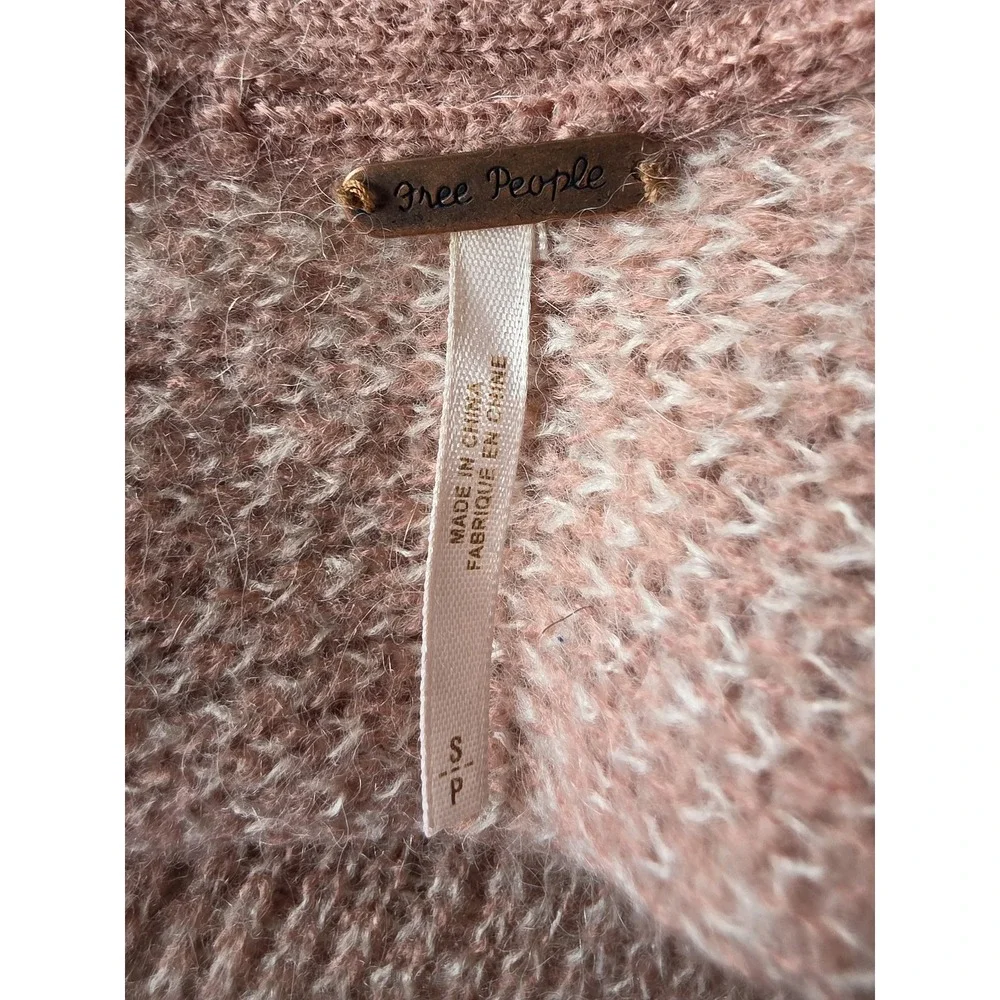 Free People Sweater Size S Pink Cream Floral Scoop Neck 3/4 Sleeve Pullover